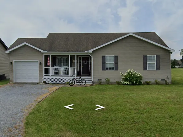 38040 Davey Jones Blvd, Greenbackville, VA 23356