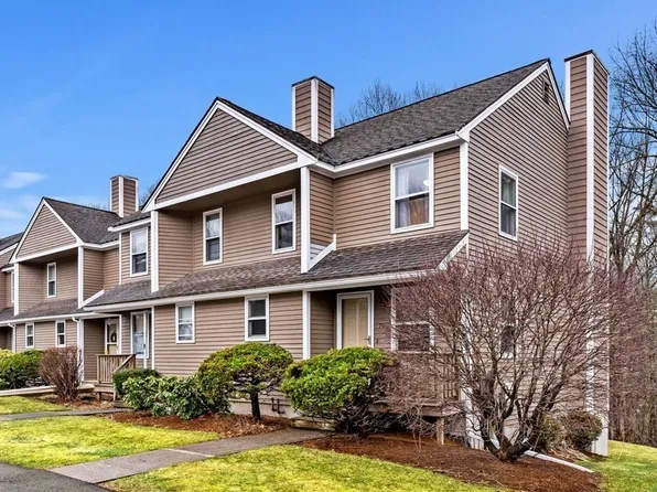 79 Pennacook Dr, Leominster, MA 01453