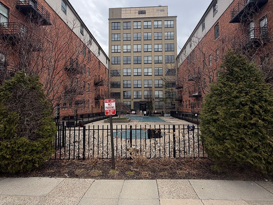 1st image of 6533 E Jefferson Ave #221W