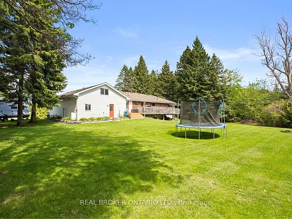 5th image of 20286 Saint Andrews Rd