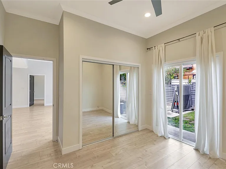 17227 Keswick St — Photo 35