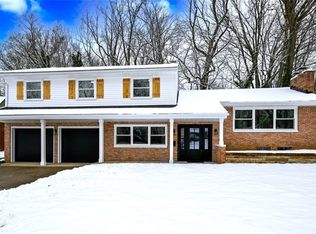 1591 Newcastle Cir, Akron, OH 44313