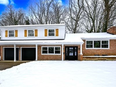 1591 Newcastle Cir, Akron, OH, 44313