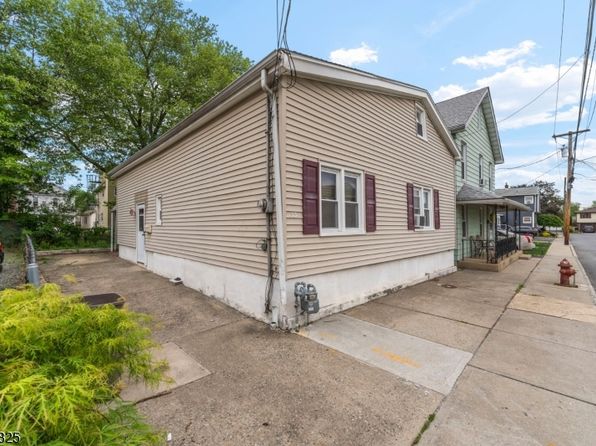 33 Humbert St, Nutley Twp., NJ 07110