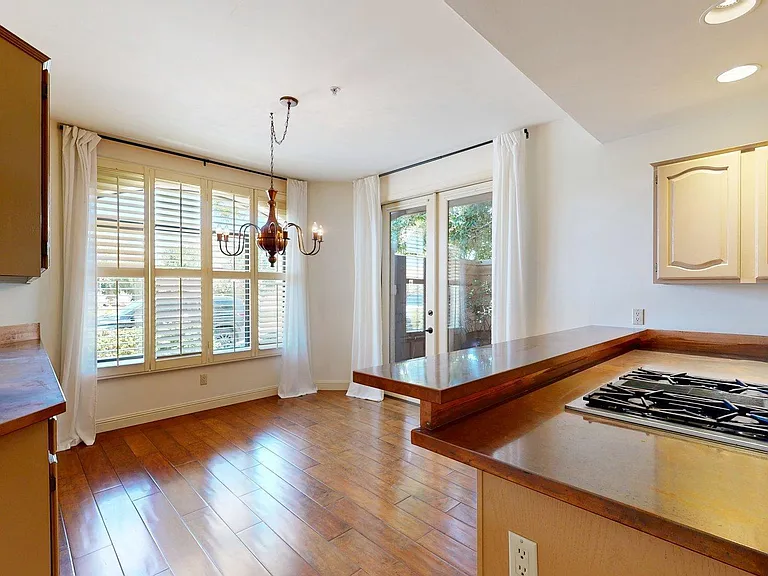 8100 E Camelback Rd #39 — Photo 12