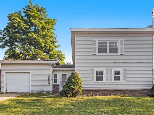 922 Oxford St, Elkhart, IN 46516