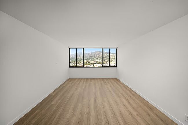 1st image of 343 Pioneer Dr Unit 1504
