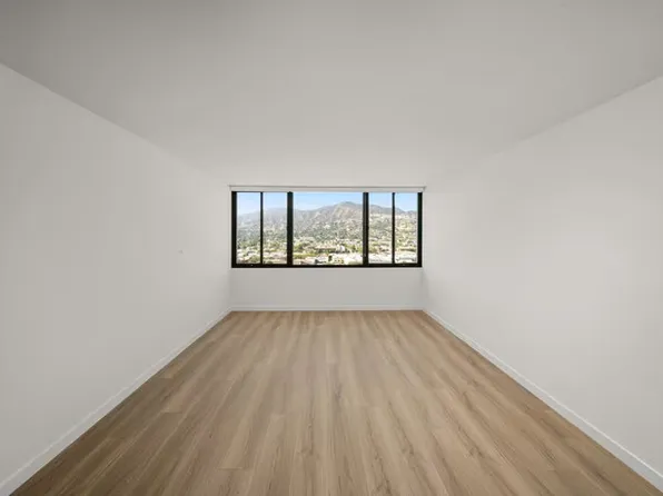 343 Pioneer Dr, Glendale, CA