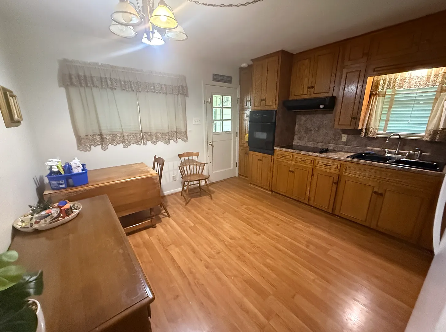 Coming Soon! Ready 9/20 - Charming 2br/1ba Home In Temple Fenced Yard & Mature Trees — Photo 2