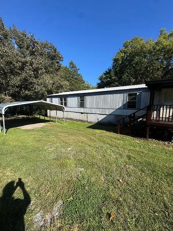 3 bed, 2.0 bath, $1,100 — Photo 3