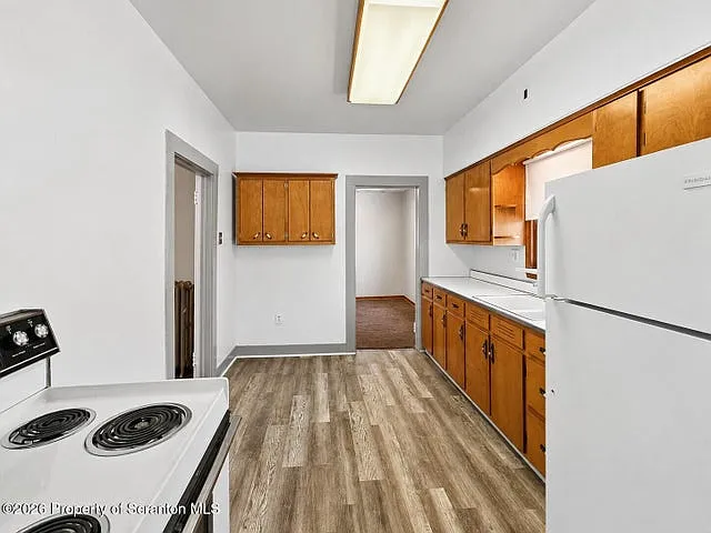132 Smith - 1 — Photo 3