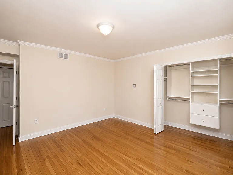 174 Sherman Rd — Photo 12