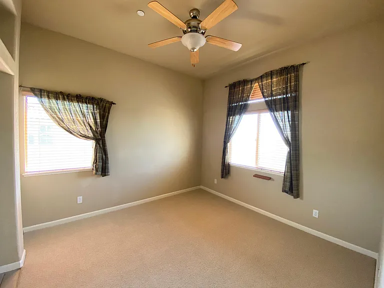 1581 Bella Cir — Photo 24
