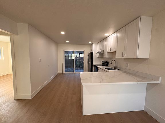 4th image of 27104 Belvedere Ct APT 1