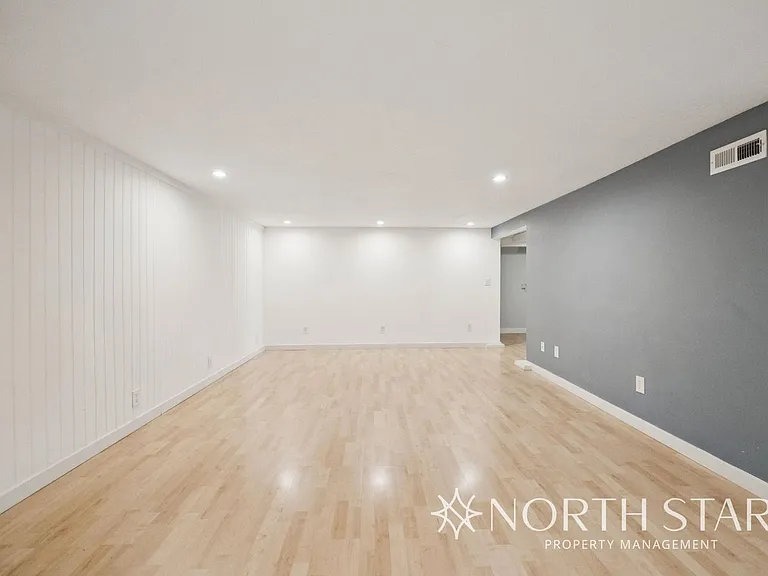 7617 NW Skyline Blvd — Photo 22