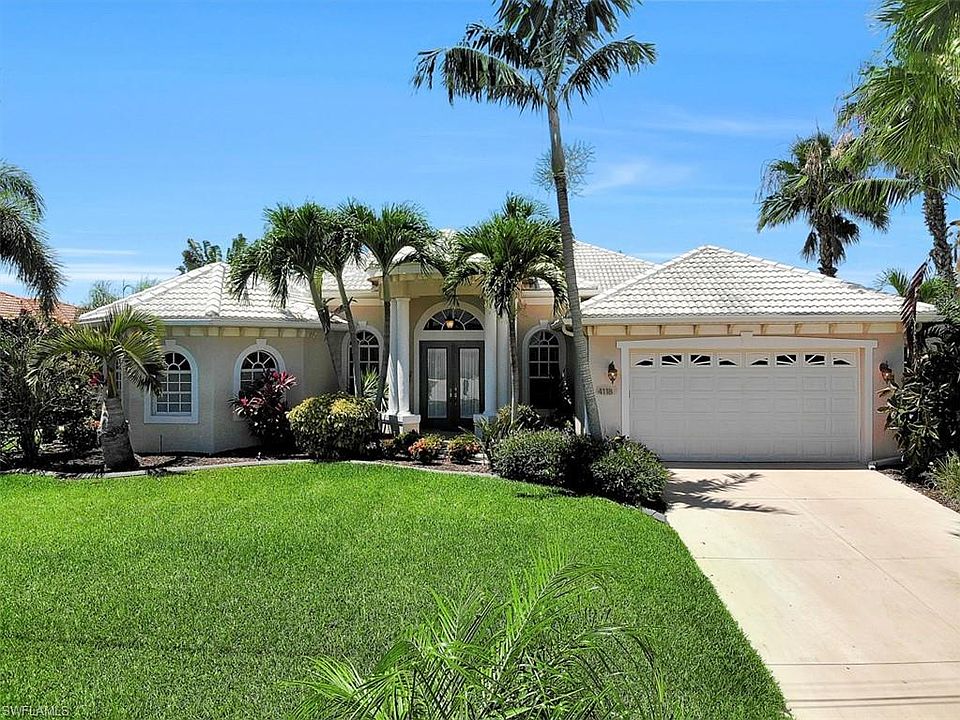 1st image of 4118 SW 21st Pl