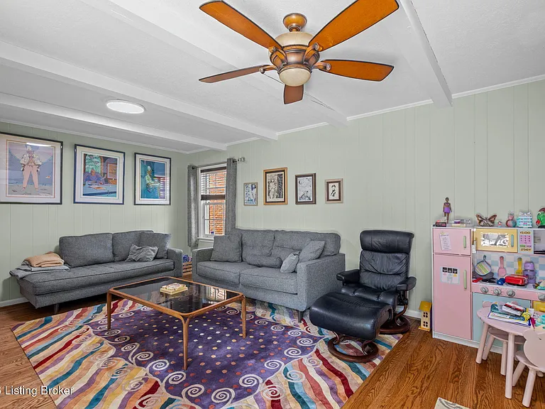 10807 Helmsdale Ln — Photo 14