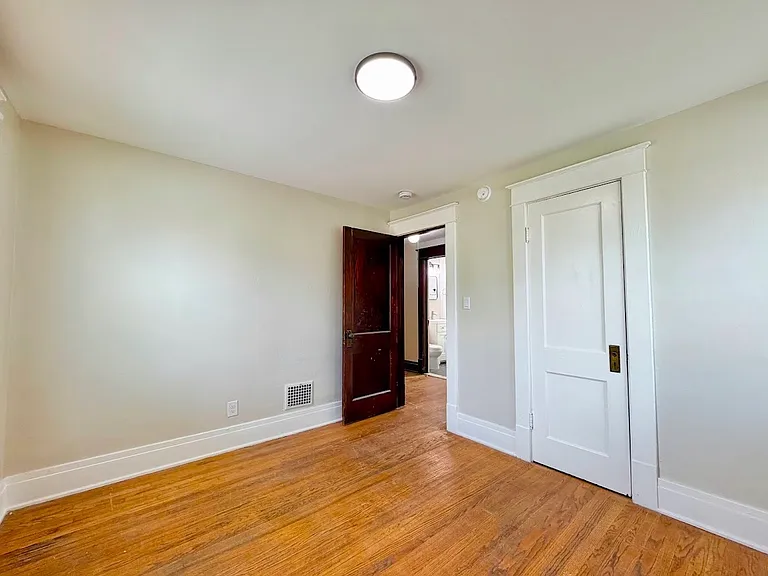 74 Houston St #2 — Photo 23