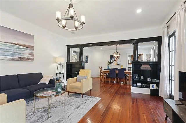 4 bed, 2.0 bath, 1900 sqft, $4,000 — Photo 4