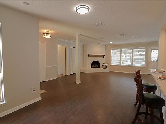 5th image of 1809 Crooked Creek Ln