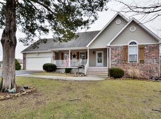 203 Comfort Ln, Branson, MO 65616