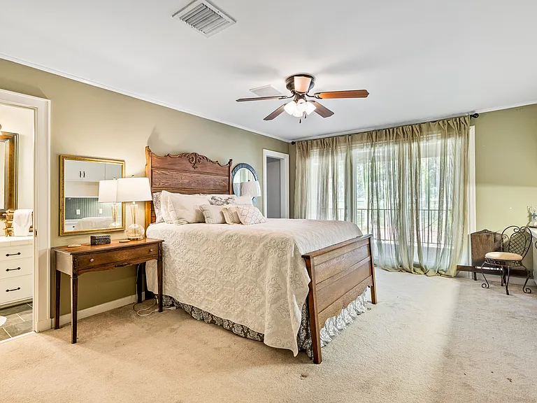 3400 Deborah Dr — Photo 10