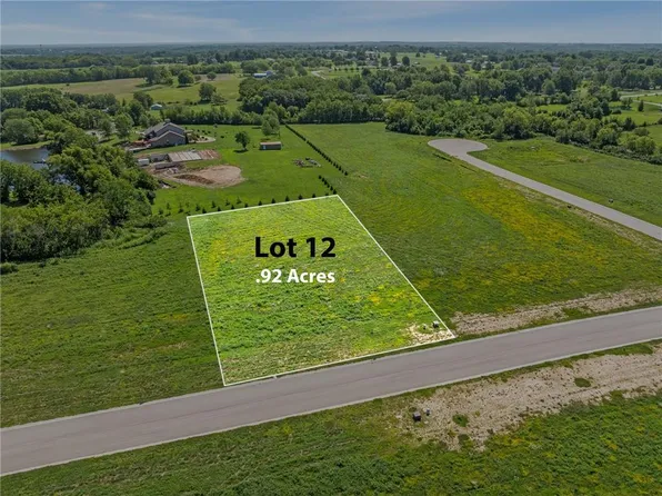 13307 Winner Ave, Smithville, MO 64089