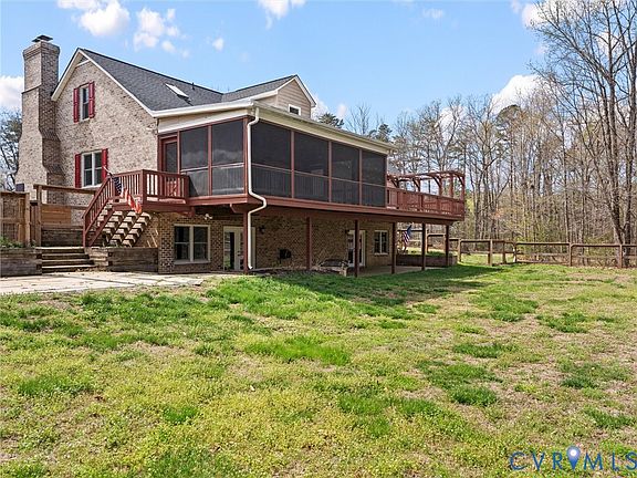 4th image of 425 Starview Ln
