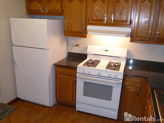 5th image of 278 Sioux Dr