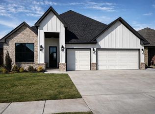 12105 SW 17th St, Yukon, OK 73099
