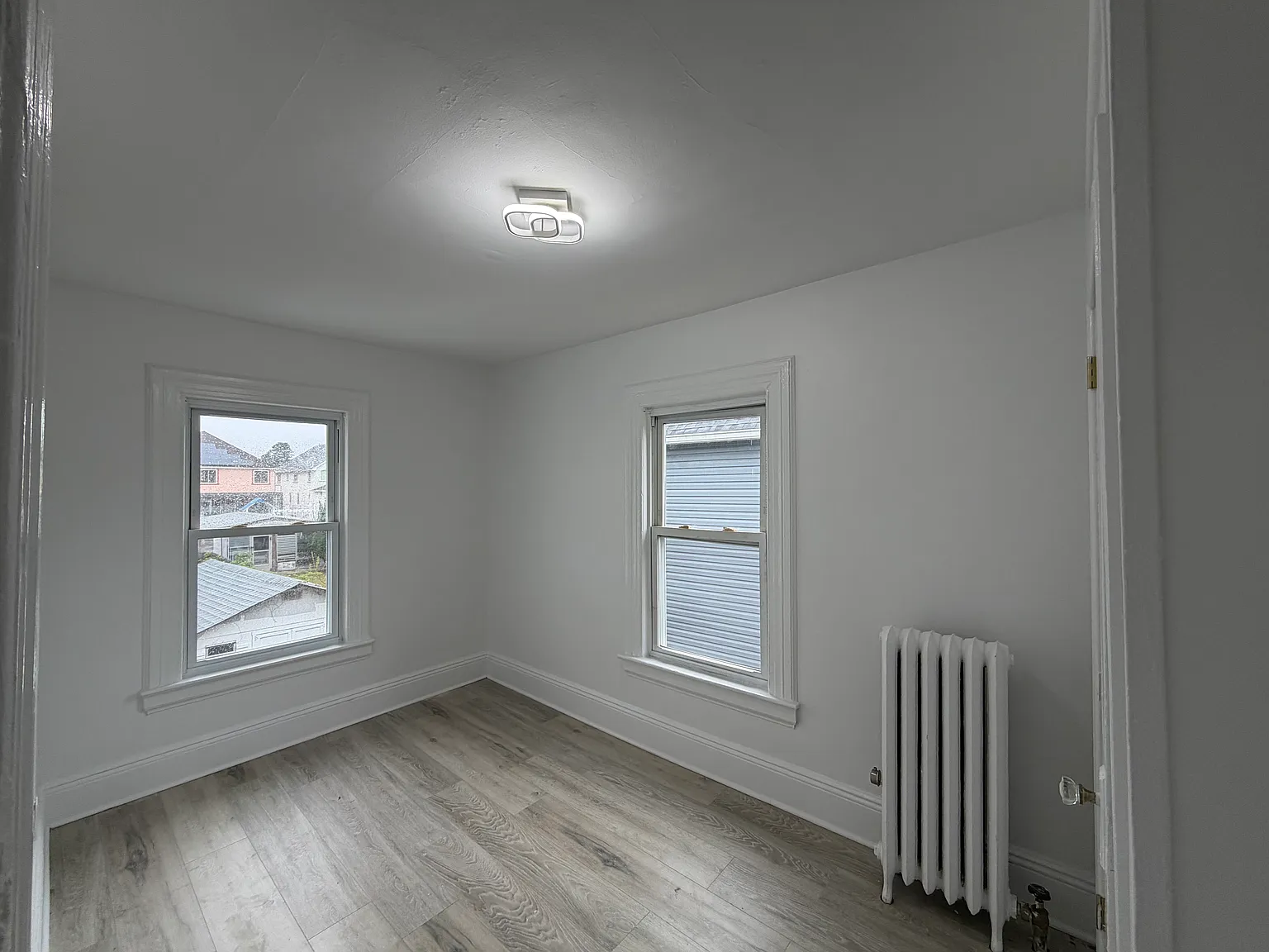 3 bed, $3,850 — Photo 2