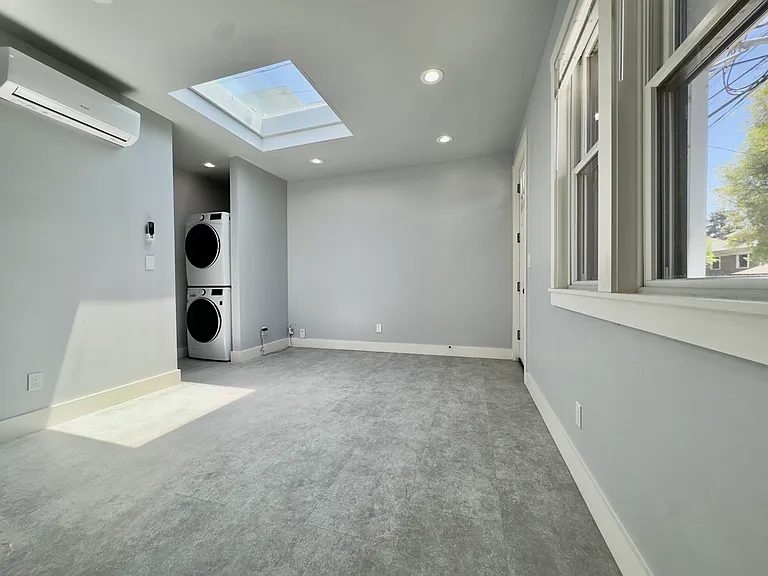 2915 Harper St #ADU — Photo 6