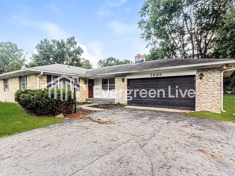 3895 W Fairview Rd — Photo 2