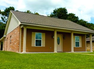1501 Gloria St, Breaux Bridge, LA 70517