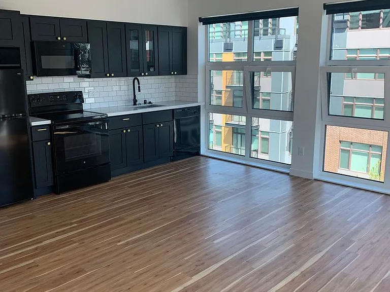 Woodworth Apartments | Vibrant & Luxurious Living in Capitol Hill — Photo 57