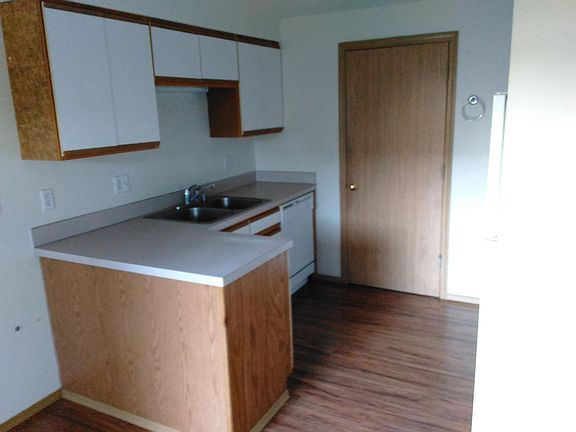 2nd image of 4415 Quail Dr SE
