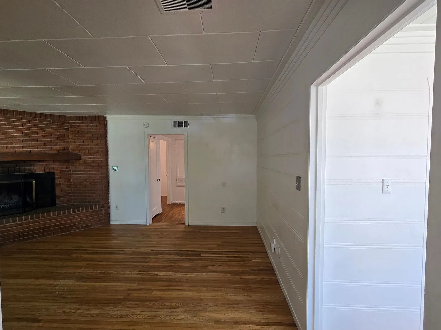 2 Weeks Free Rent An Amazing Boulder City Home! — Photo 4