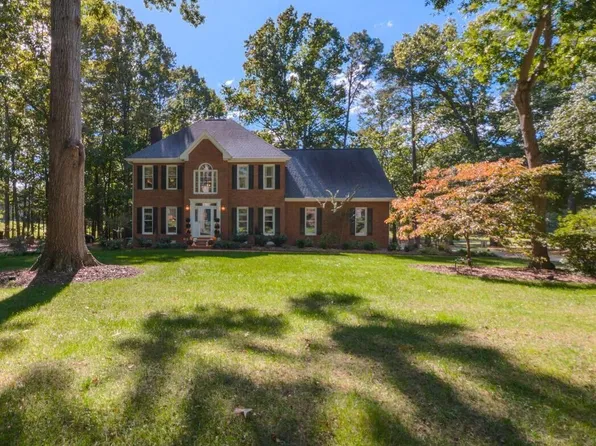 5116 Linksland Dr, Holly Springs, NC 27540
