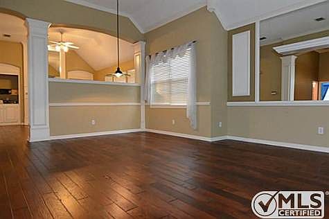 4th image of 315 Cosbie Dr