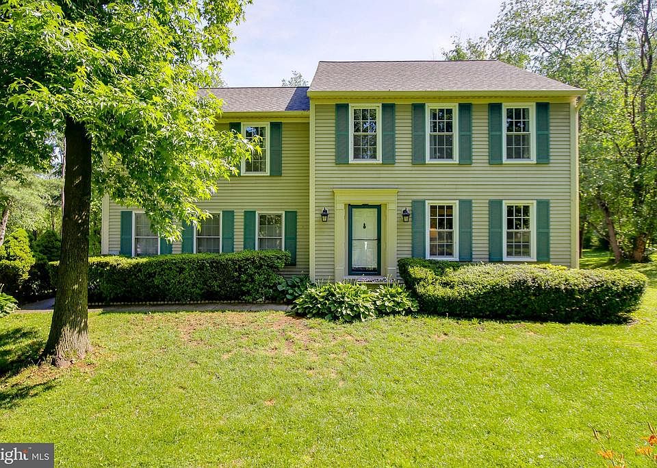 Immaculate home on 2.13 acres