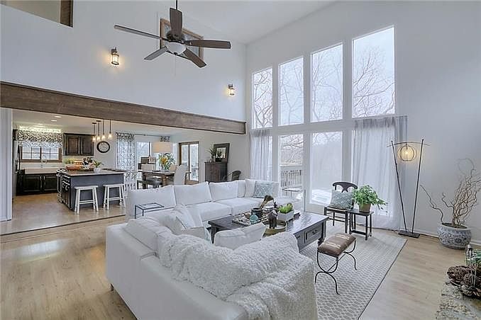 1st image of 708 Lake Forest