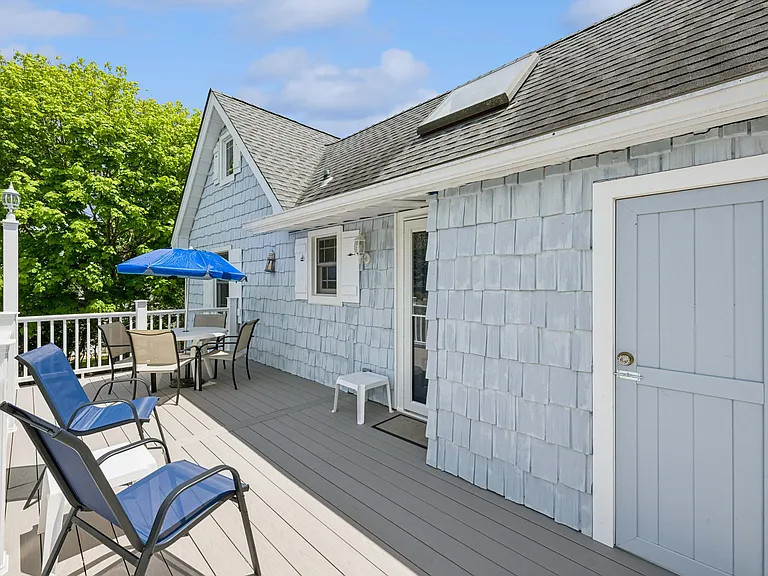 20 Franklin Dr — Photo 7