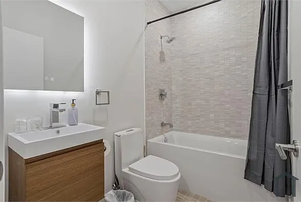 2526 N 9th St #3 — Photo 7