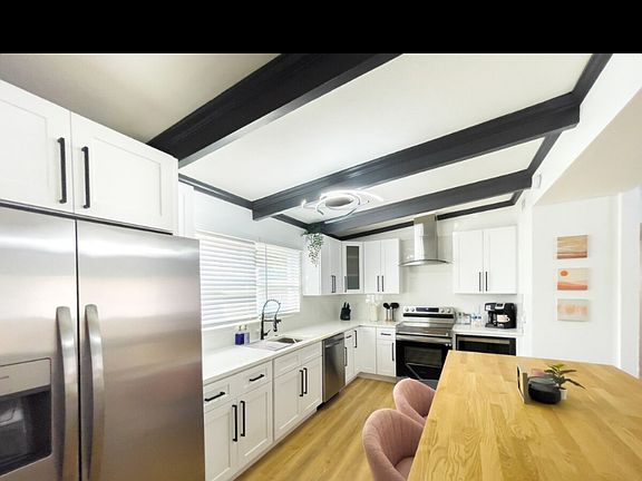 5th image of 4302 Ohio Ave