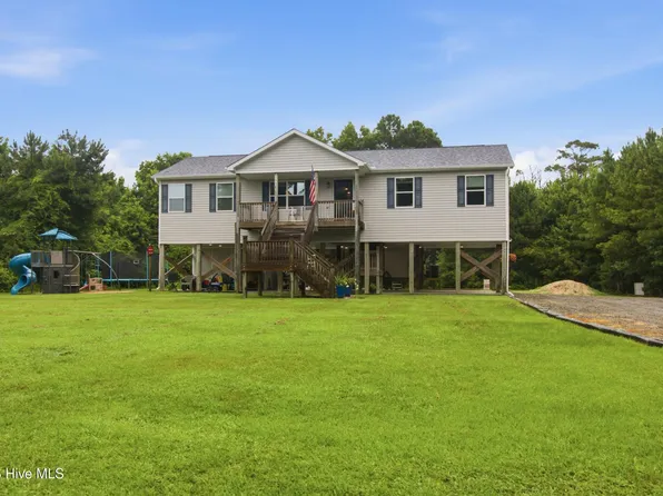 305 Tropical Trail, Beaufort, NC 28516