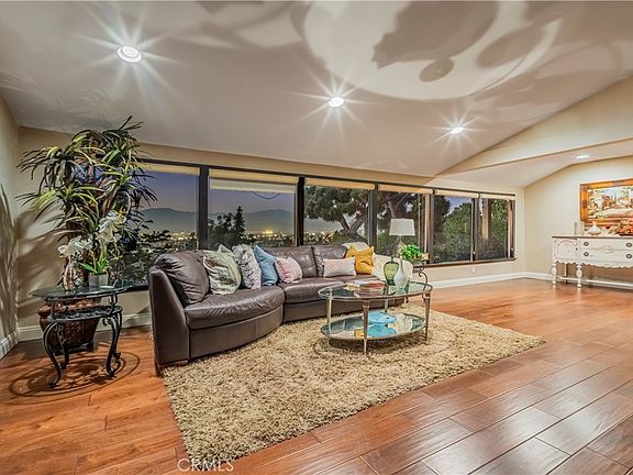 5th image of 2333 N Coronet Ct