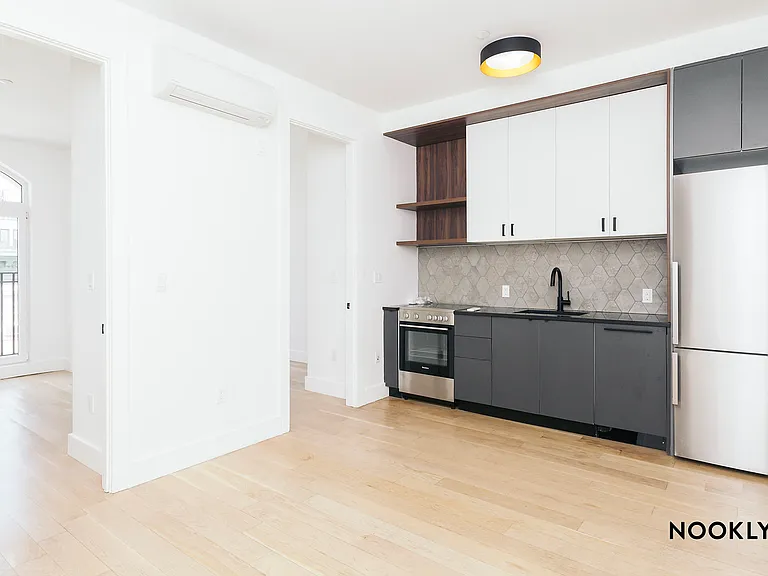 54 Troutman St #2A — Photo 1