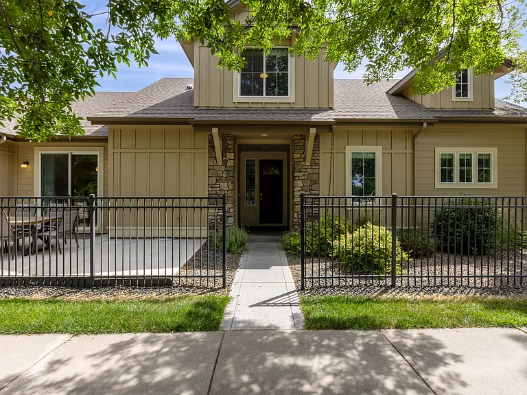 2598 E Decameron Ln — Photo 7