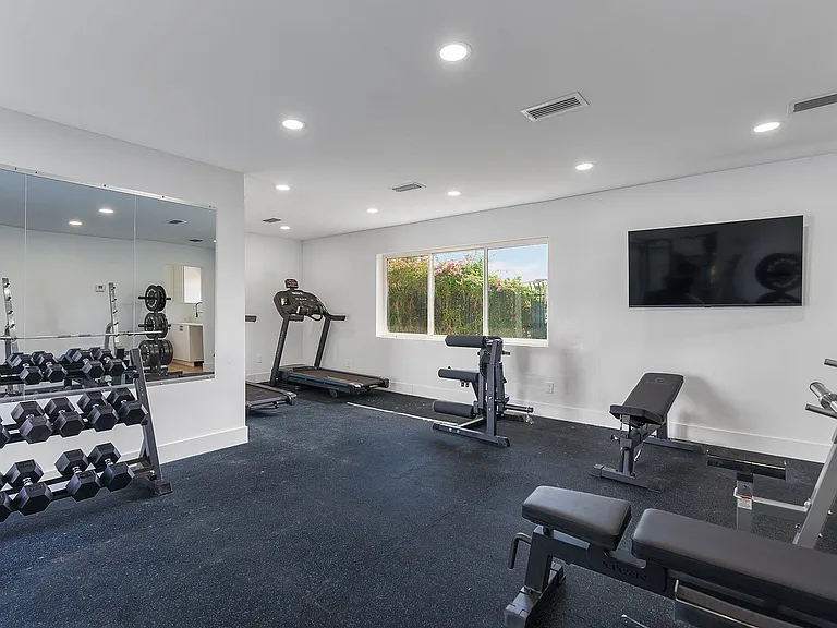 55-web-or-mls-1215 NW 103rd Ln_DSC7737
