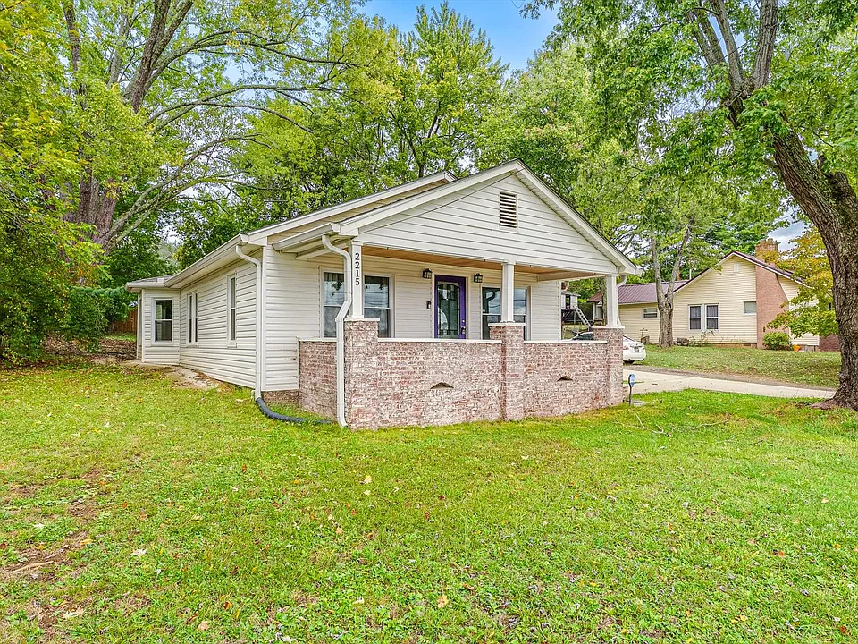 2215 Morningside Dr